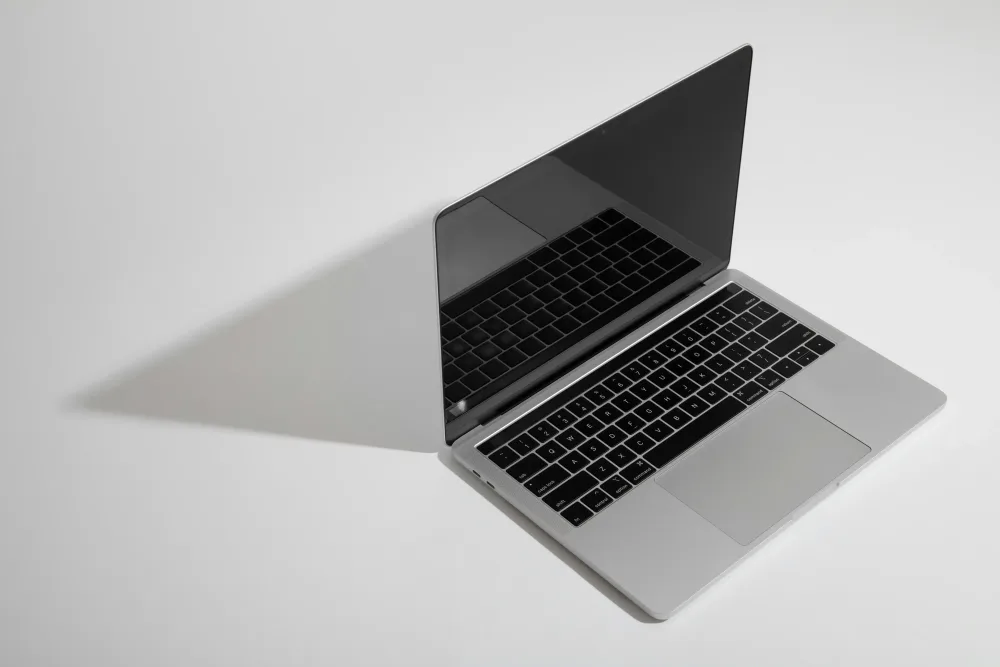 MacBook Pro vs Dell XPS
